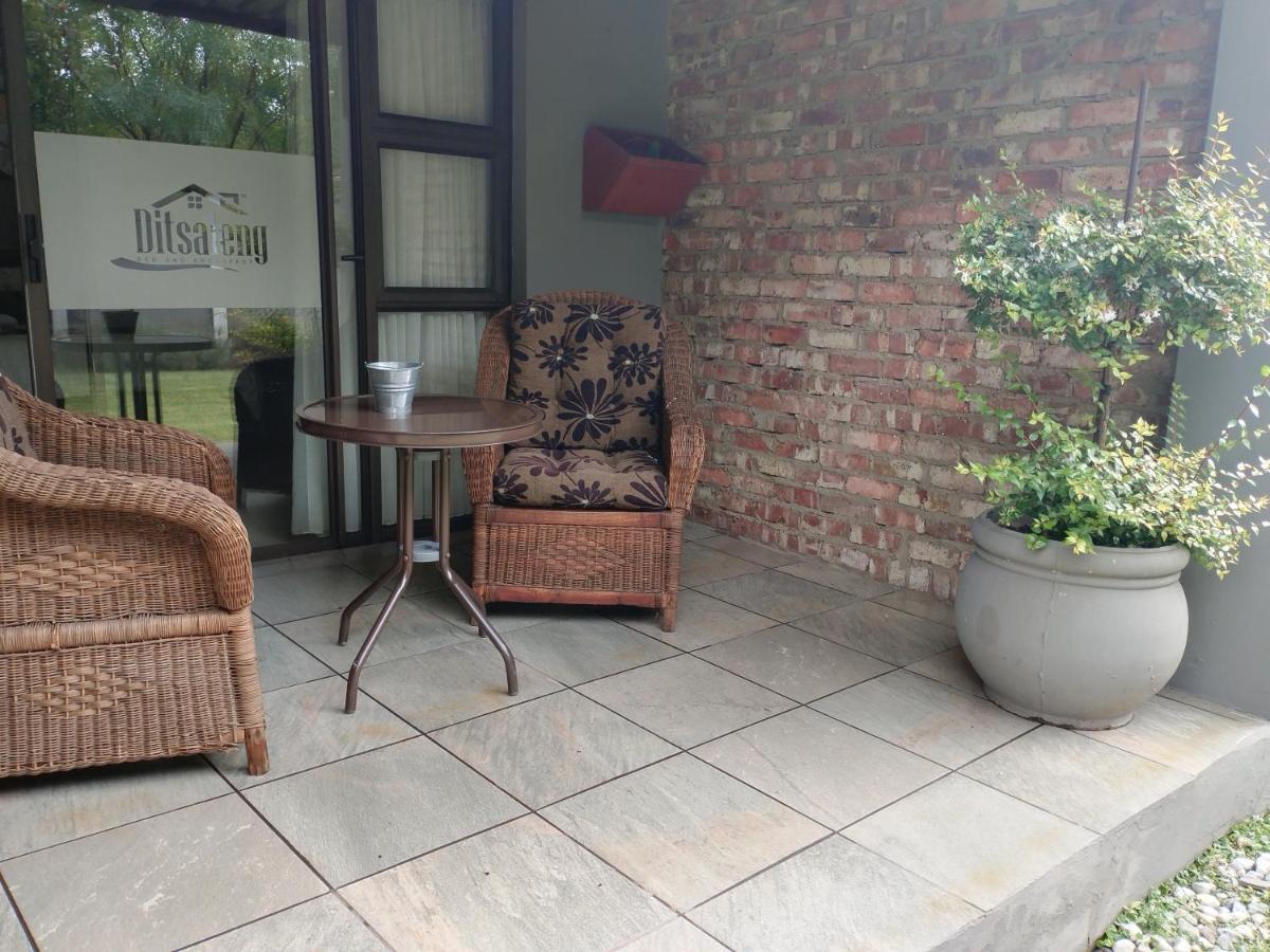 Ditsaleng Bed And Breakfast Vanderbijlpark Exterior photo